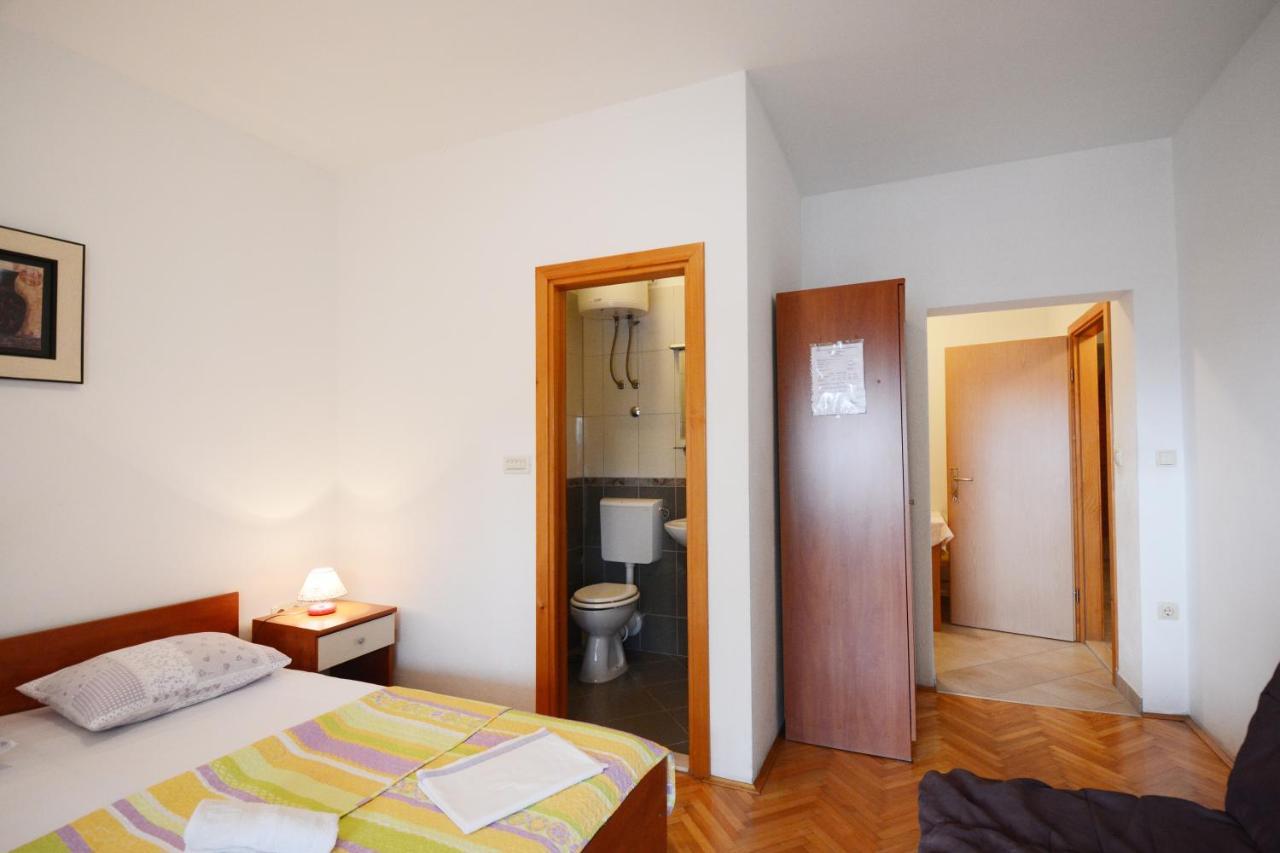 Apartments Ante オミシュ エクステリア 写真