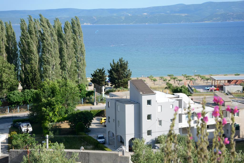 Apartments Ante オミシュ エクステリア 写真