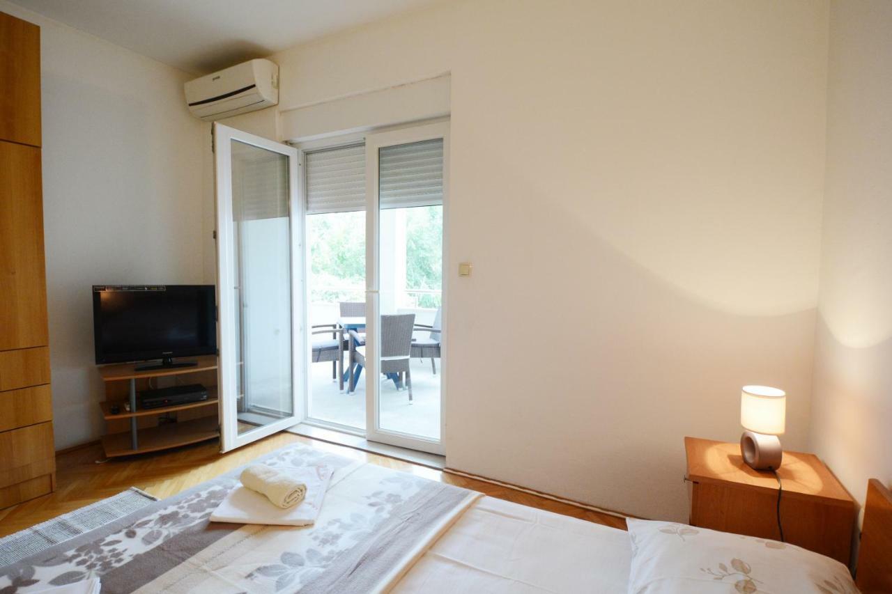Apartments Ante オミシュ エクステリア 写真
